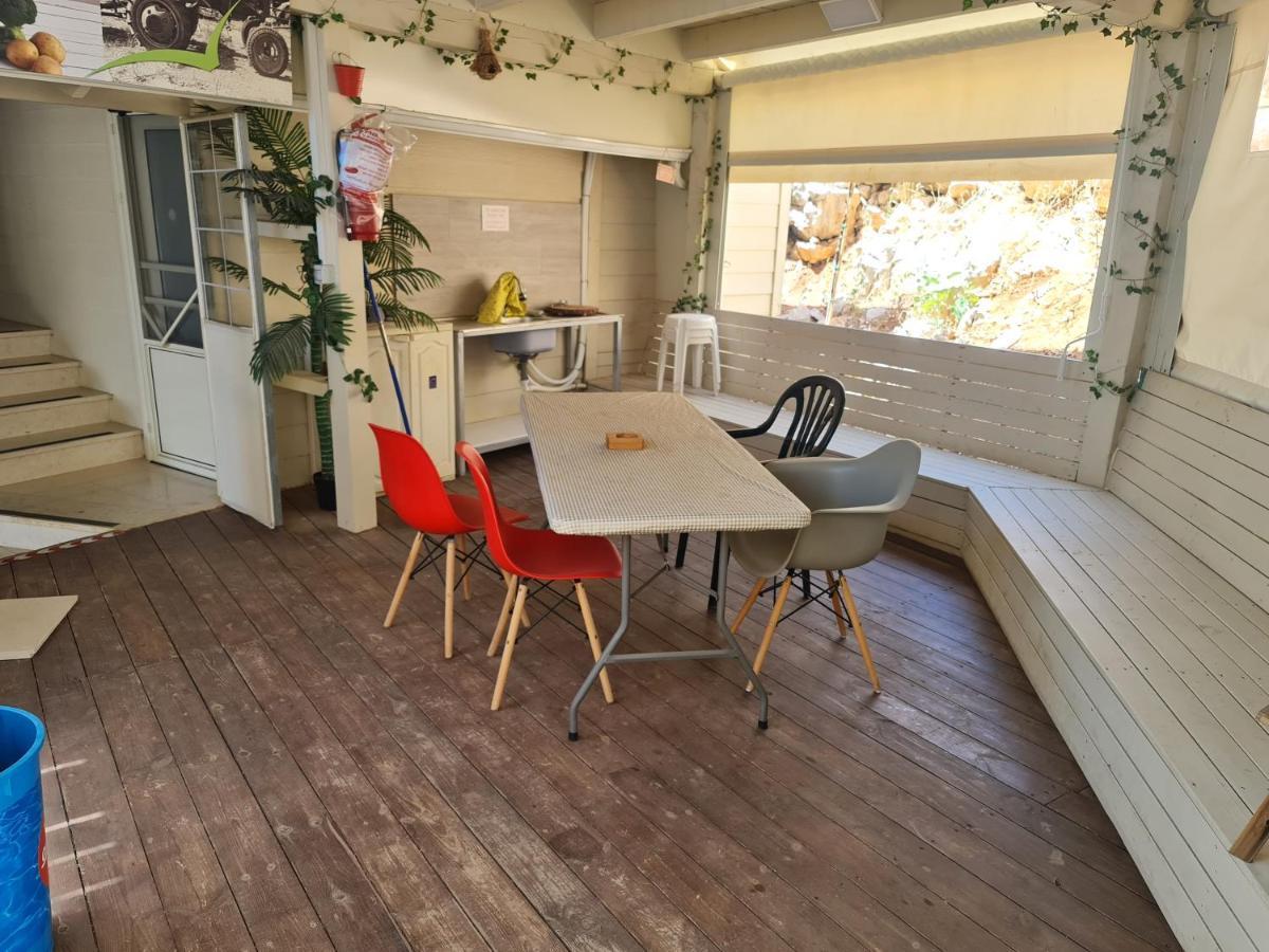 Vida Bhermon 2, One Small Wooden Cabin Majdal Shams Ngoại thất bức ảnh