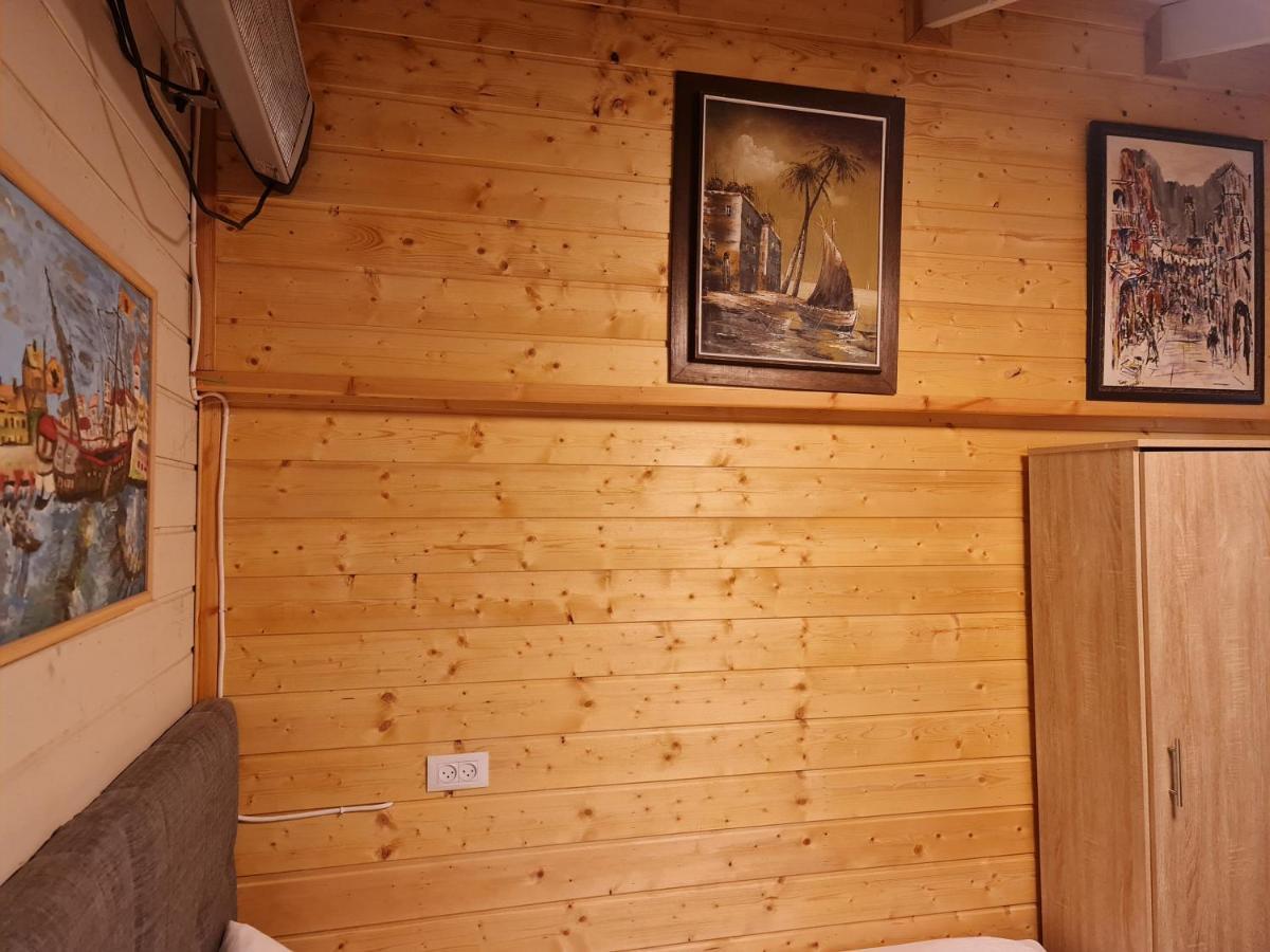 Vida Bhermon 2, One Small Wooden Cabin Majdal Shams Ngoại thất bức ảnh